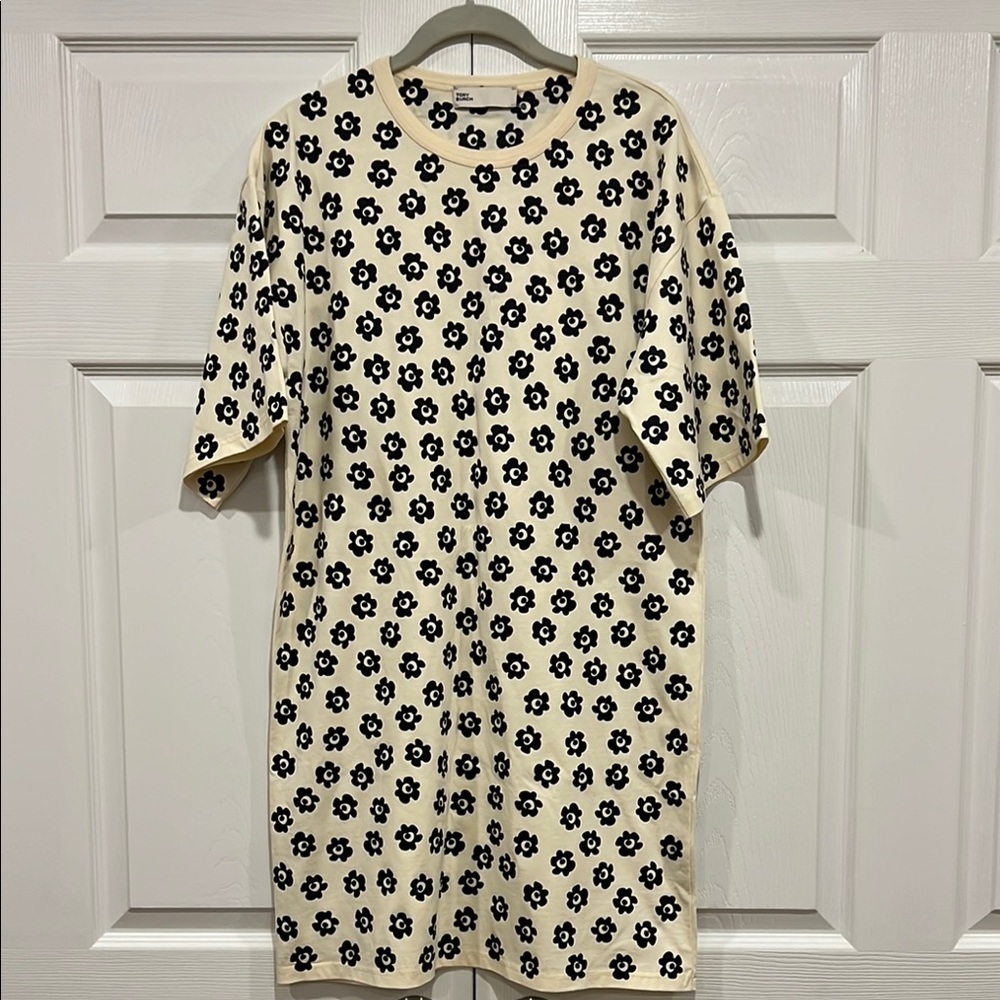Tory Burch Flower Stencil T-Shirt Dress Womens Black White Retro Size XS